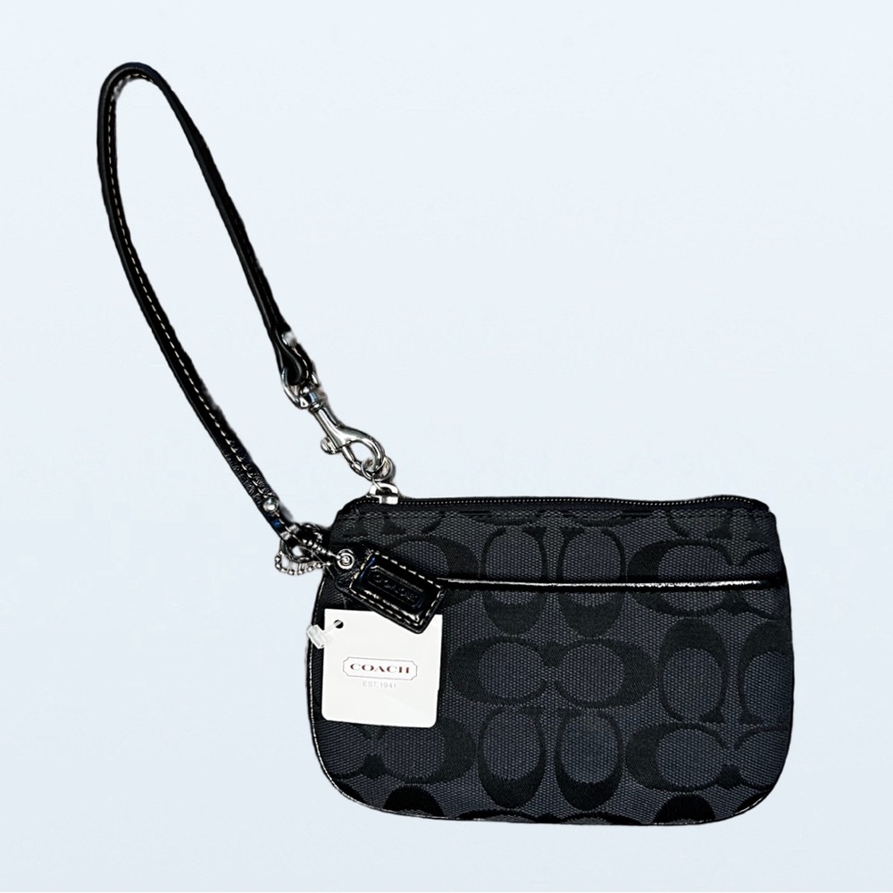 NWT Coach Black Signature Wristlet Bag in Black, Authentic